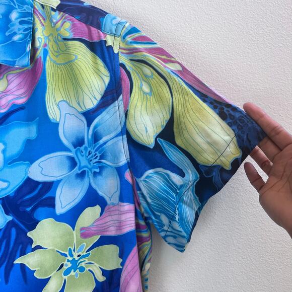 Caribbean Joe Hawaiian Silk Blend Floral Short Sleeve Shirt Women's Size Medium - Picture 2 of 6